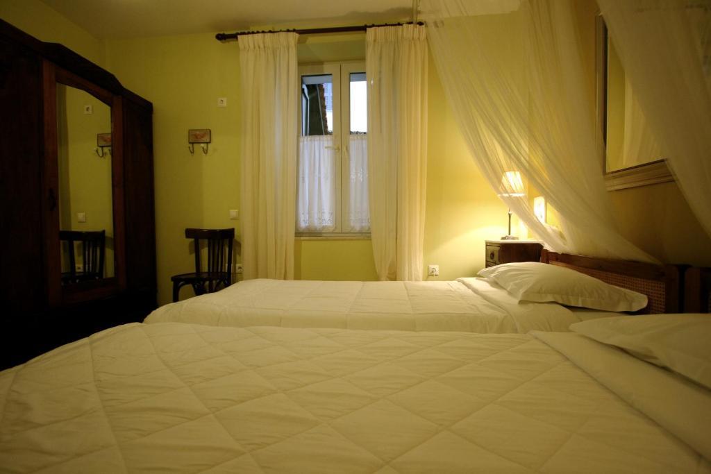 Meliti Guesthouse Акрата Екстер'єр фото